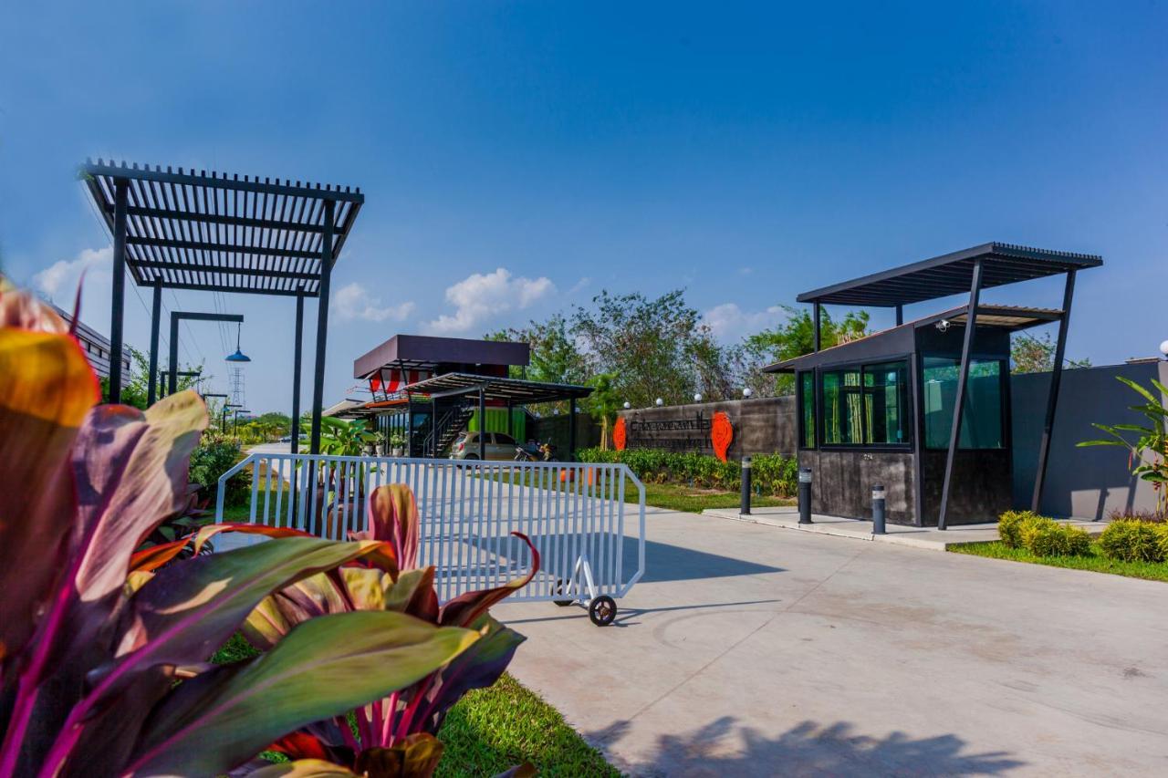 The Sun Resort Ratchaburi Eksteriør bilde