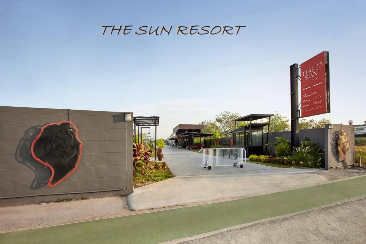 The Sun Resort Ratchaburi Eksteriør bilde